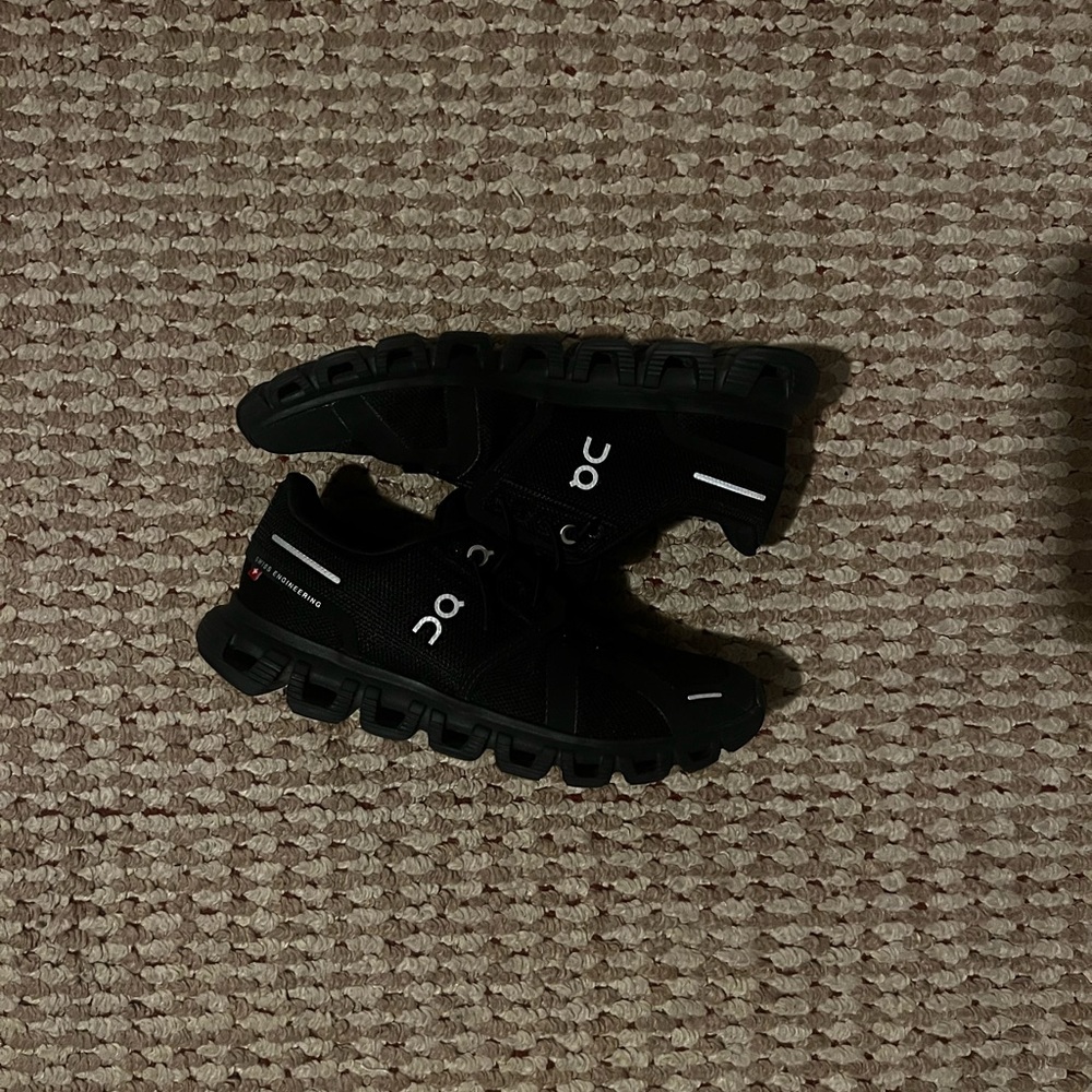 On Running woman Black Sneakers
